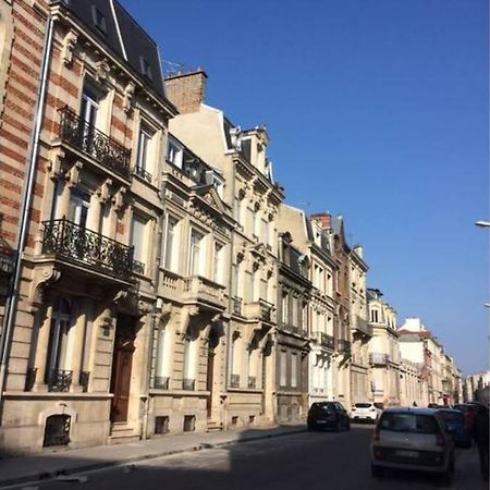 Appartement Hypercentre Chabaud - Studette 2 à Reims Extérieur photo